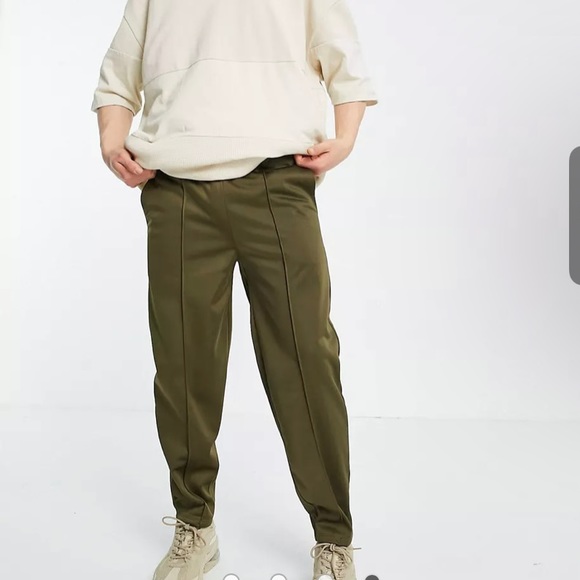 *BRAND NEW* ASOS Olive Tapered Joggers - Picture 1 of 3
